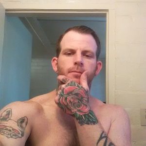 Meet your Posher, Casey